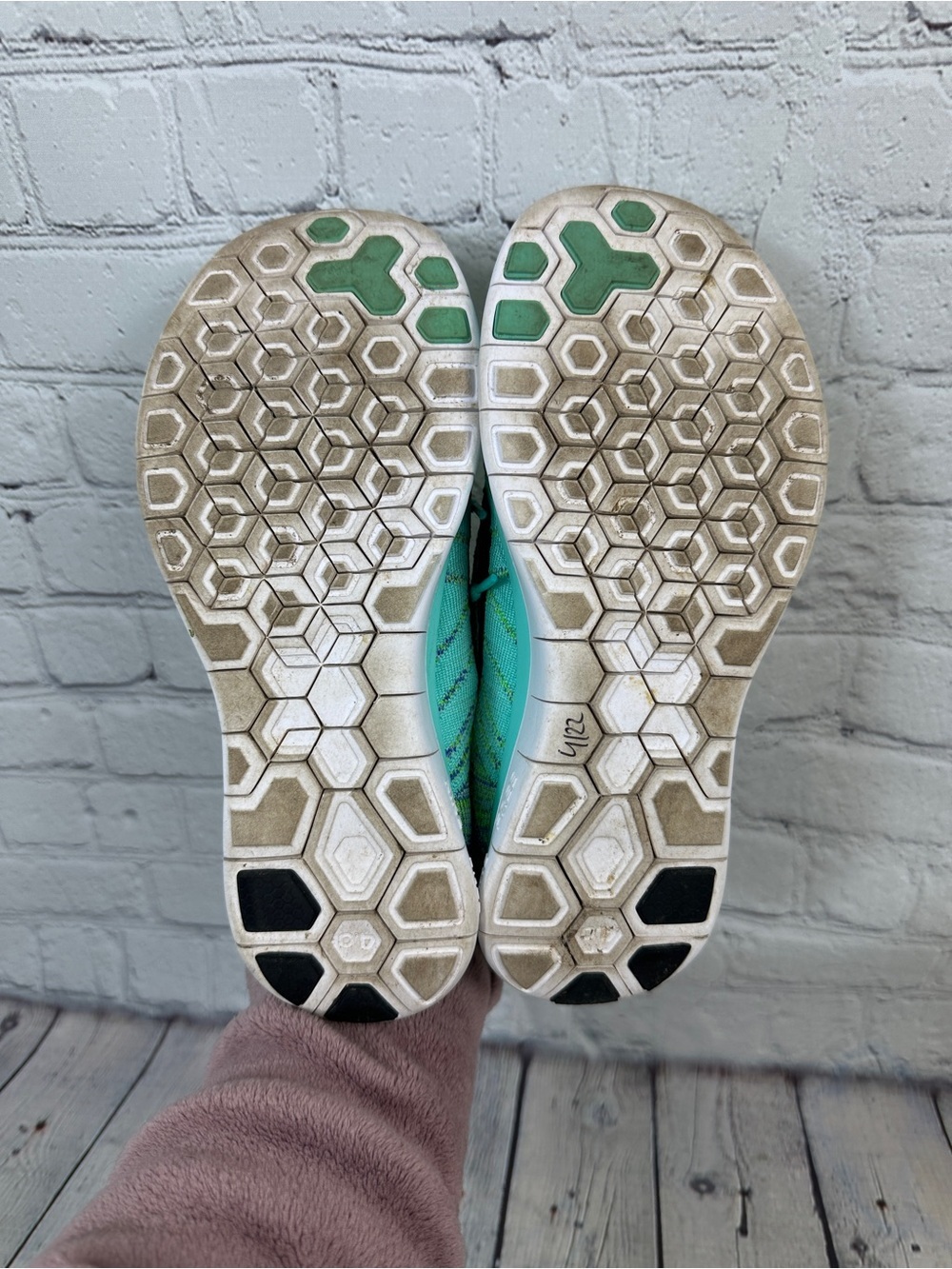 Nike Women's Free 4.0 Flyknit turquoise size 8 - Picture 6 of 7